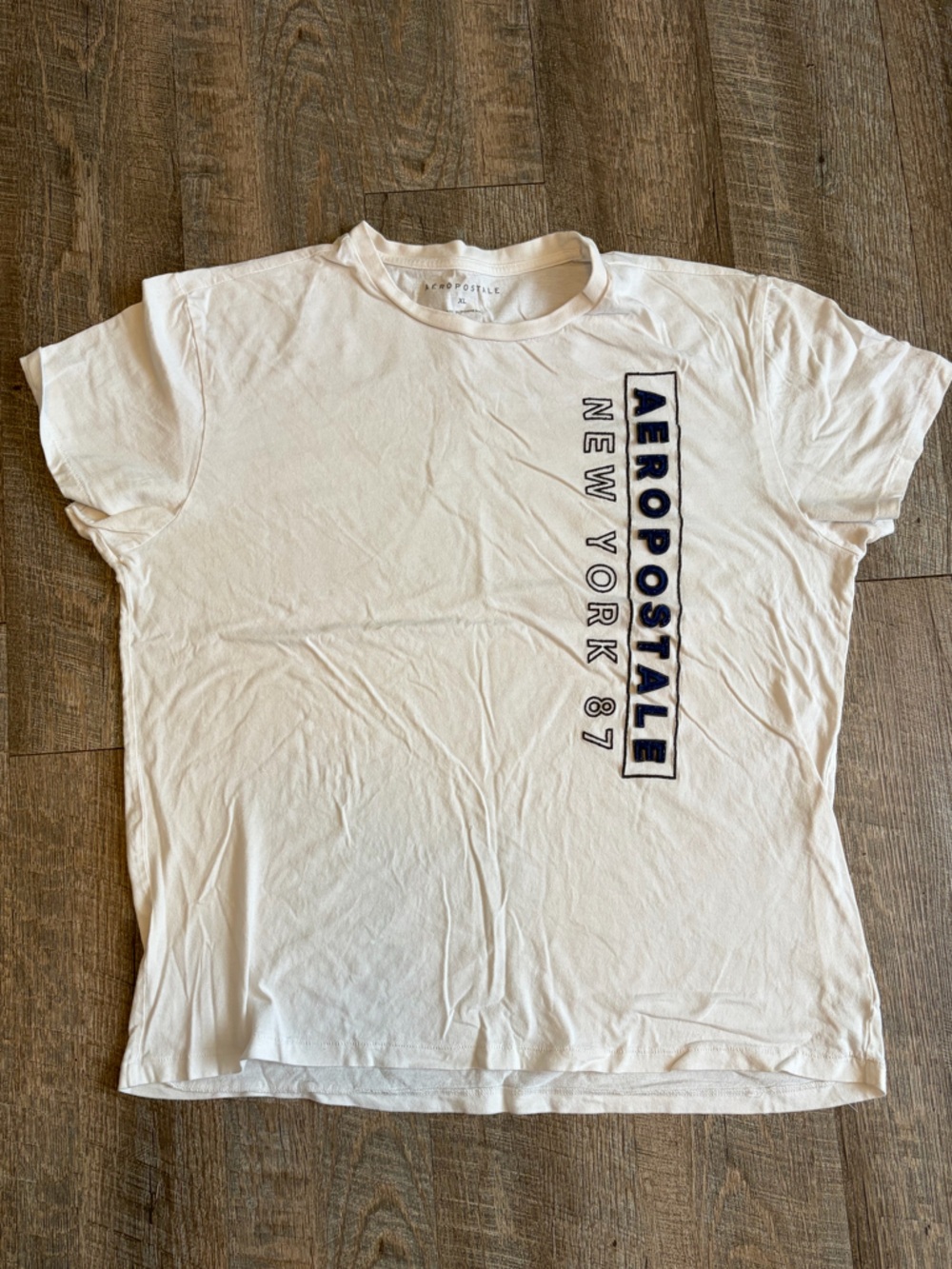 Aeropostale Men’s White Crewneck Logo Tee